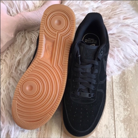 NWT Nike Air Force 1 Black Suede - Picture 6 of 8
